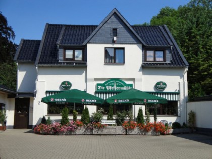 照片: Pfefferm&amp;uuml;hle